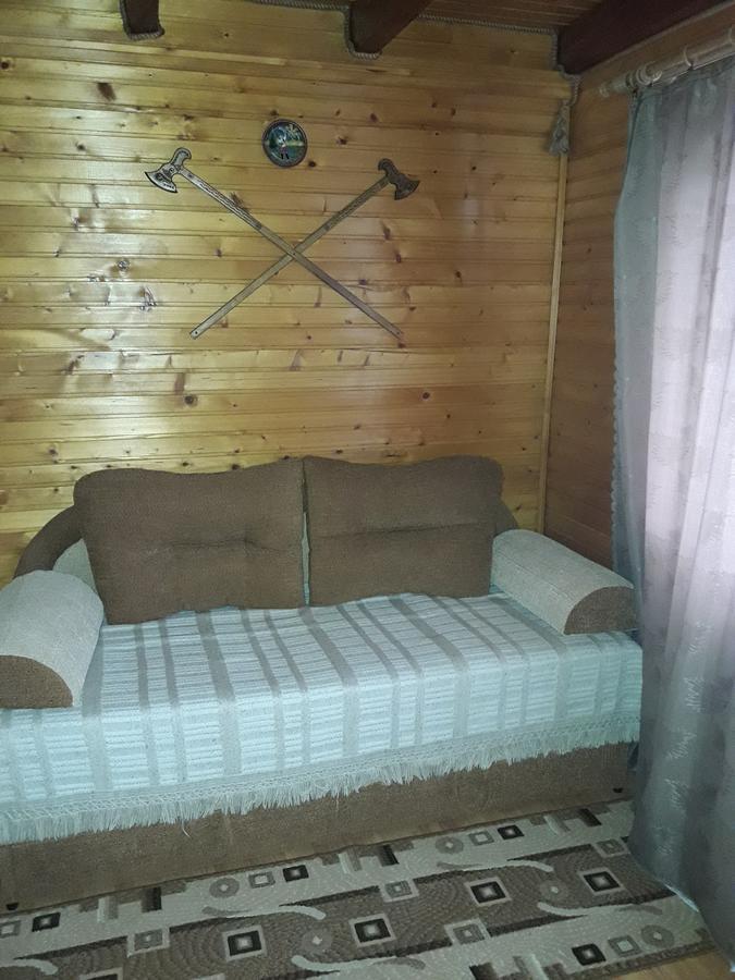 Sadyba Ellada Jaremtsje Buitenkant foto